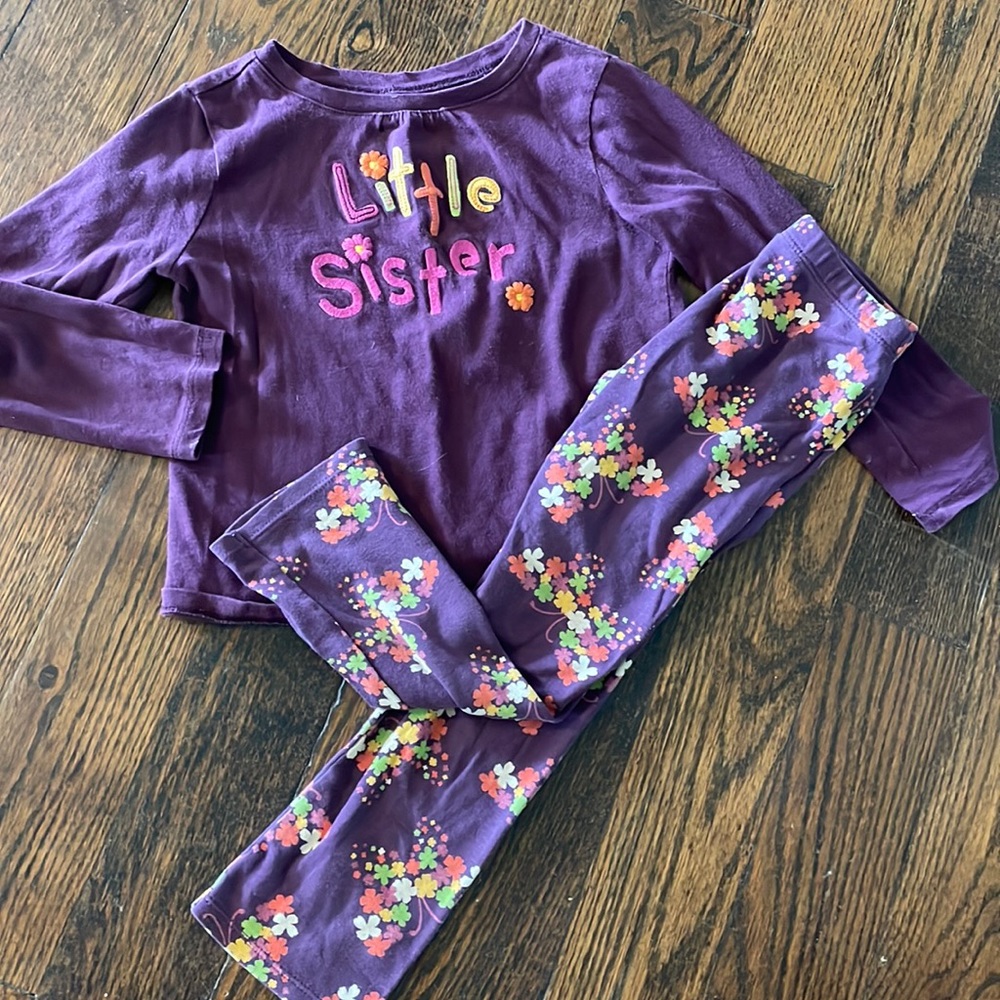 Size 4 girl’s little sister outfit